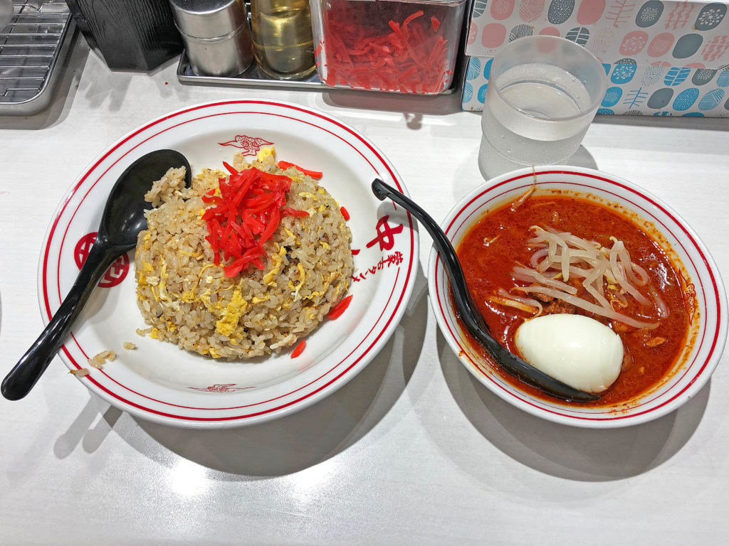 限定のチャーハン半ラーメンセット:蒙古タンメン中本 町田店