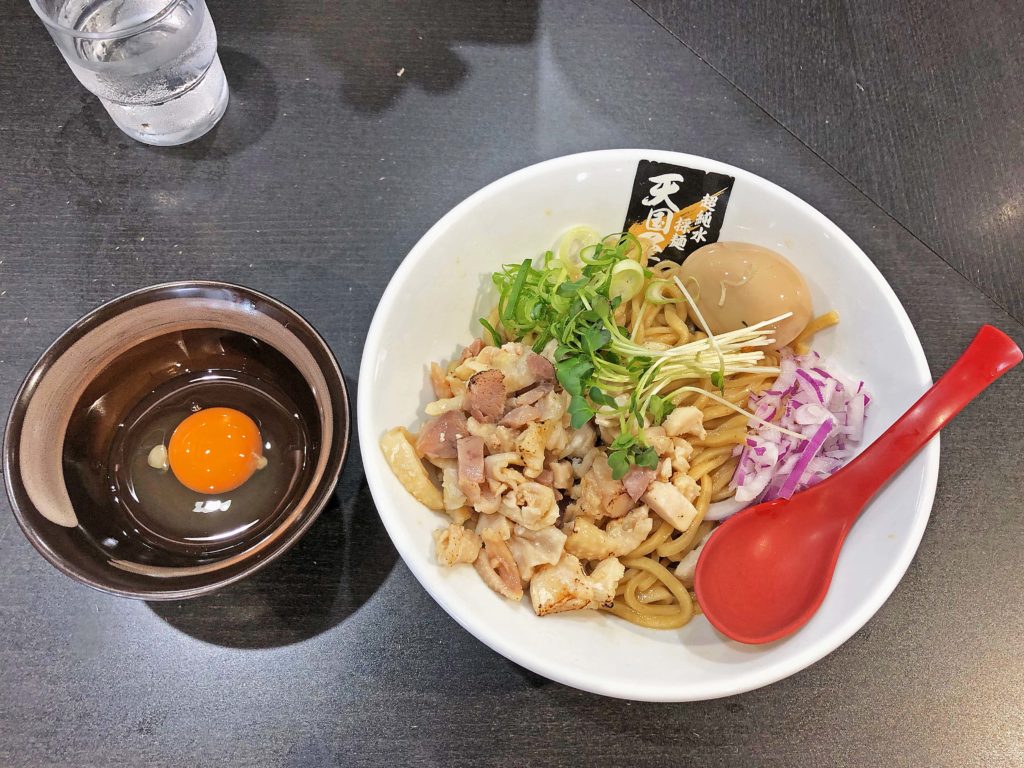 祝生誕46周年:天国屋の濱地鶏鶏油脂そば