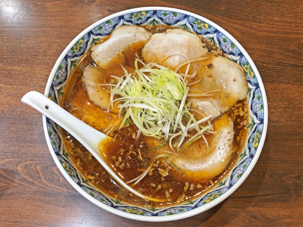 ピリ辛なのに甘みが有る：「こだま」の勝浦タンタンメン