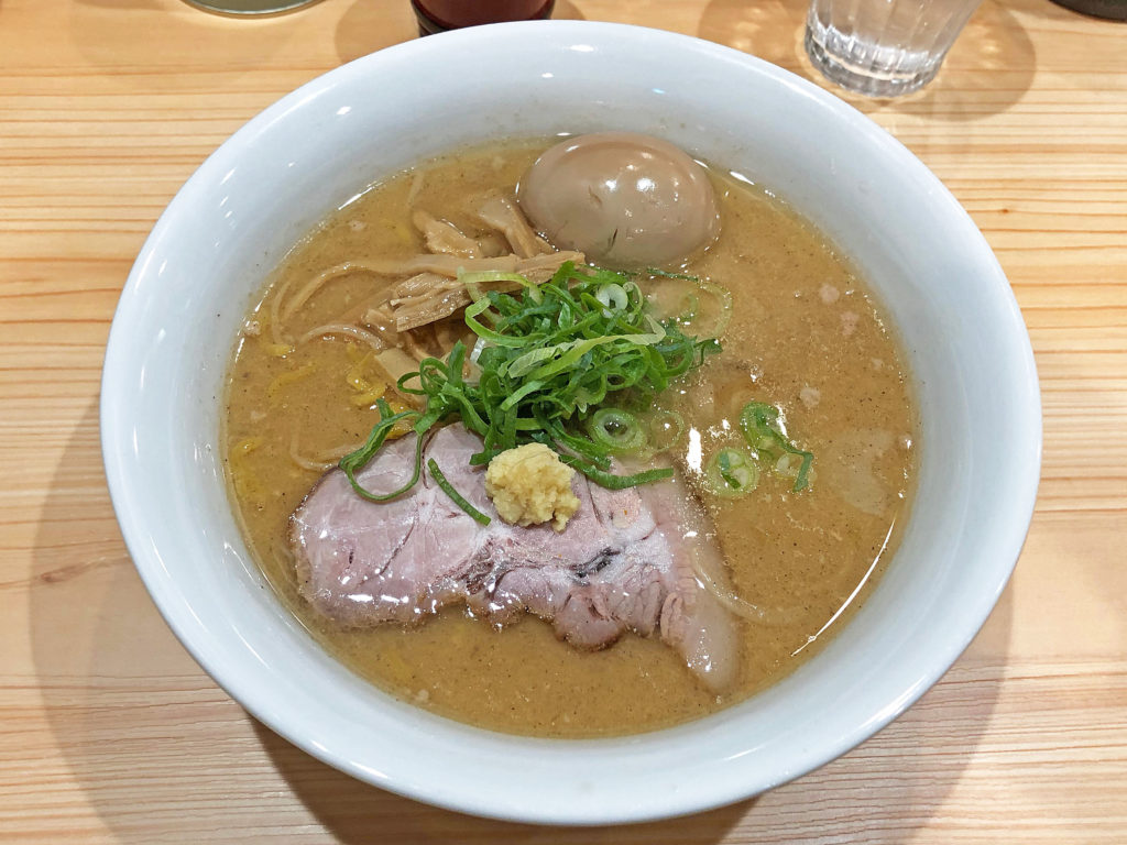 開店直後で既に行列店：江戸川橋「三ん寅」