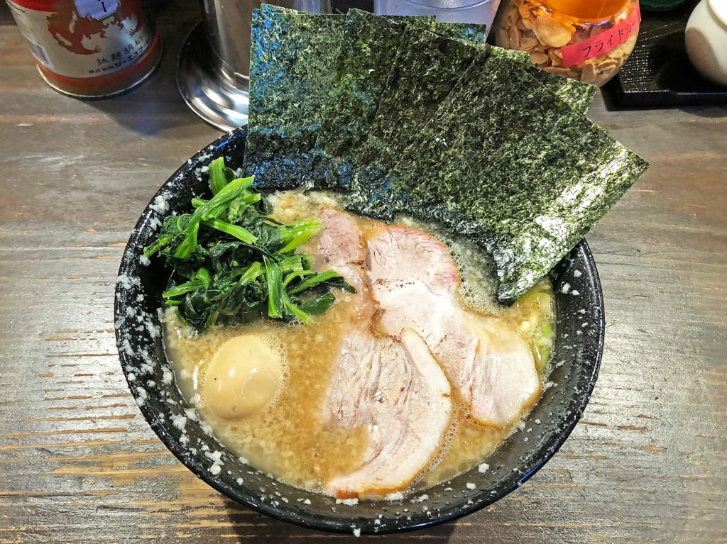 限定の「白」は完成された味だった:「クックら」の限定「白ラーメン」