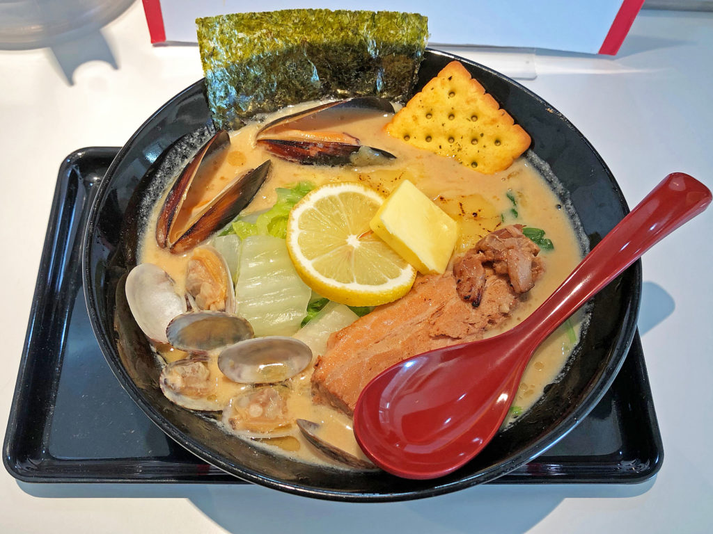 コクの有る貝の旨味たっぷりスープ：クリーミーボンゴレ風豆乳3SO