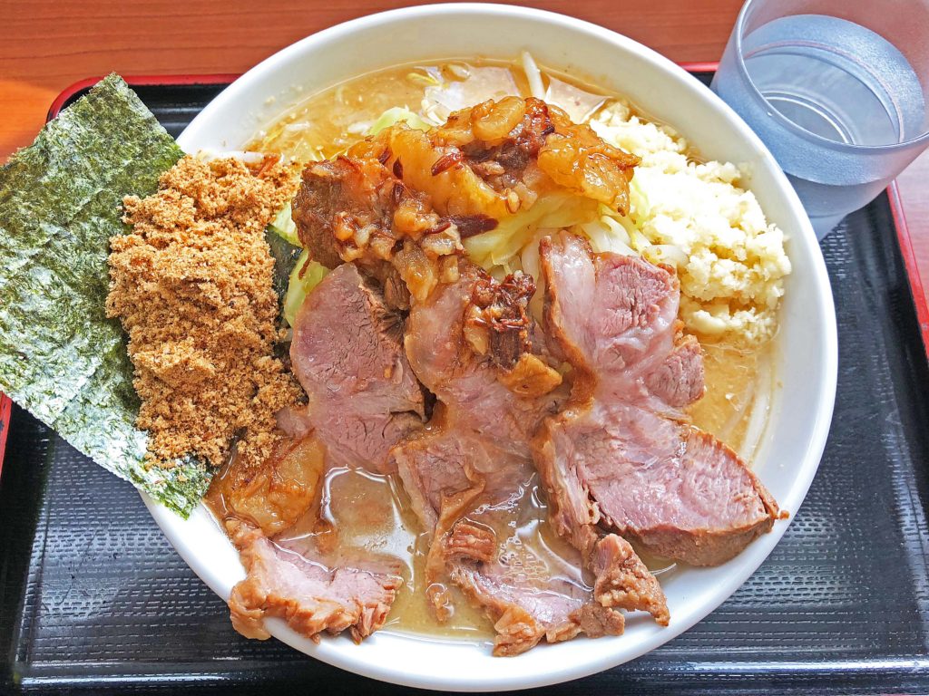 鯖味噌MAXはハンパないジャンク感!:肉煮干中華そば 鈴木ラーメン店
