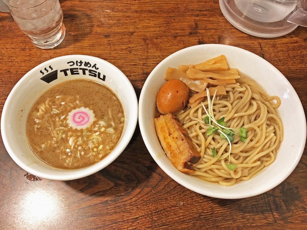 濃厚つけ麺の雄は常に進化する：つけめん　TETSU　千駄木本店