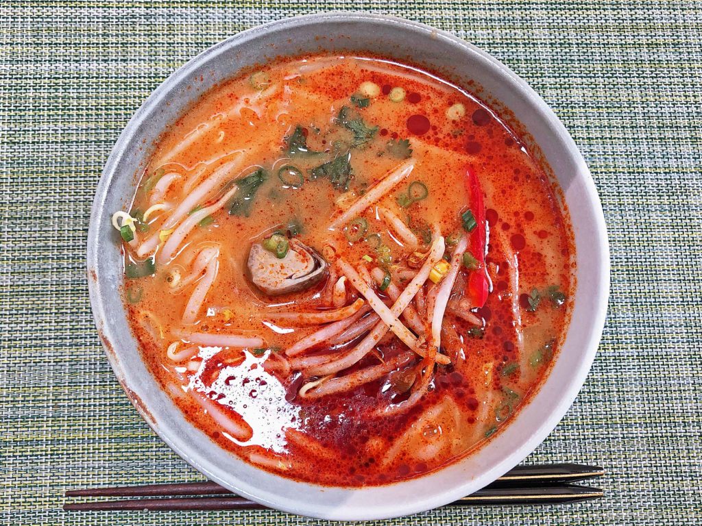 外出自粛でテイクアウト：Soi Gapaoのトムヤムクンラーメン