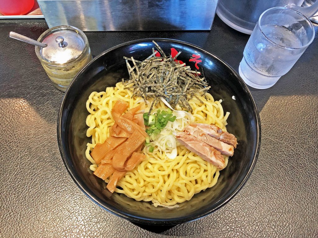 4ヶ月ぶりの訪問：東京油組総本店 町田組の「油そば」 Mormor日記