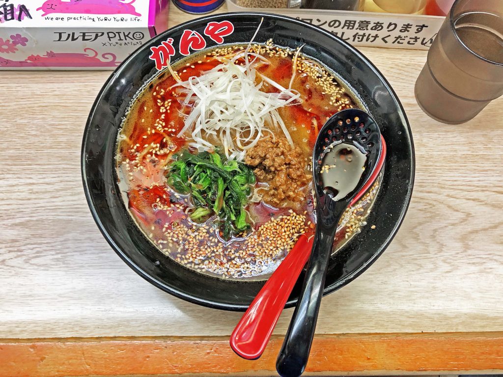 「がん担麺」は勝浦坦々麺っぽい一杯だった!:らーめん食堂 がん家