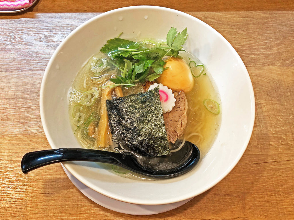 「大人の塩ラーメン」はアニマルオフなのに旨い!:町田 いぶし銀