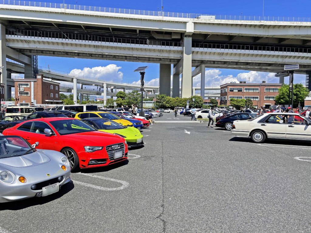 BMW X1(F48)で久しぶりに某巨大PAに行って来ました