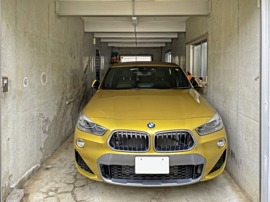 スマートオープン/クローズの不具合対応でX2 xDrive18d M sports Xが来ました