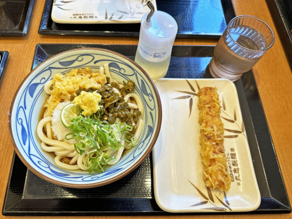 丸亀製麺の夏季限定「青唐おろしぶっかけ」（激辛）