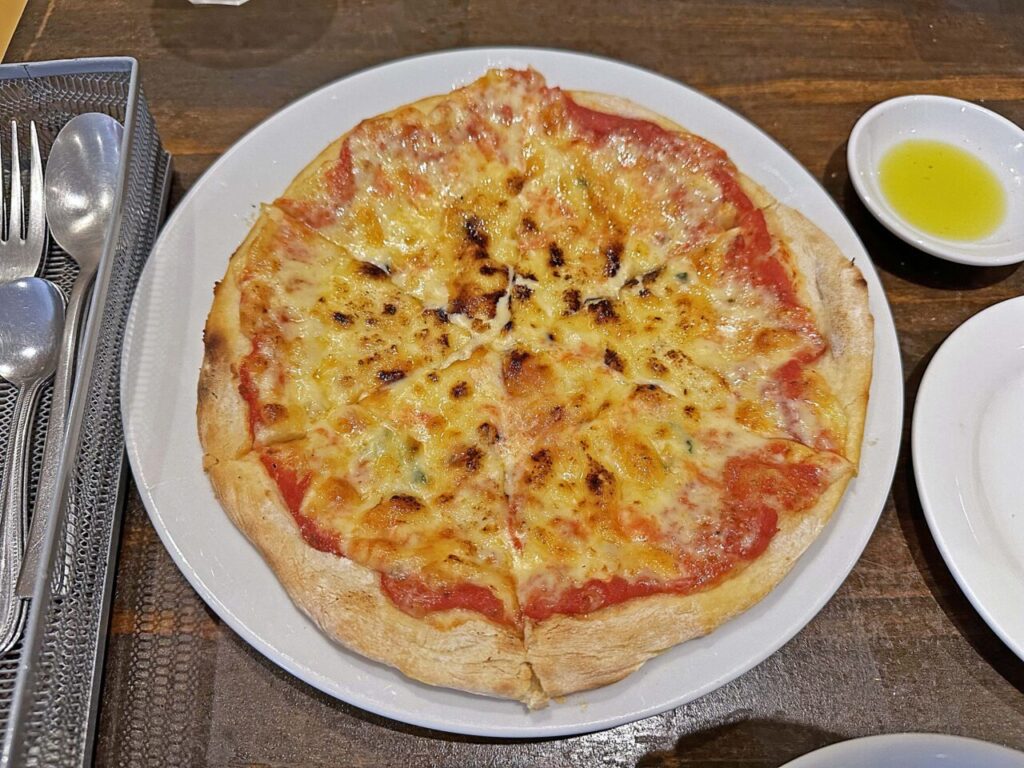 相模大野「IL FAVORE」の「選べるパスタのAランチ」と前菜とデザート付きの「Bランチ」
