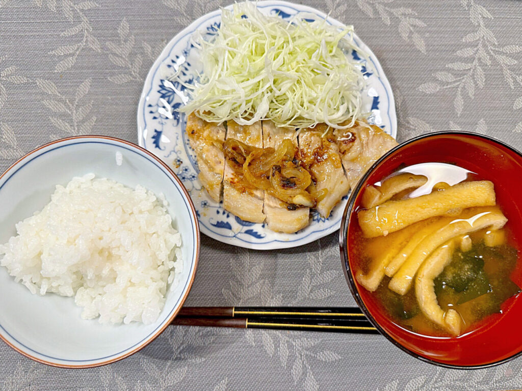 王道の大定番「豚ロース肉の生姜焼き」を作ってみた