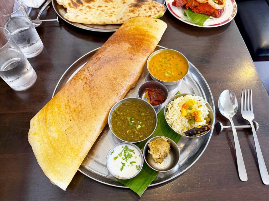 新橋「カーン・ケバブ・ビリヤニ」の「Minami Indo Dosa Set」