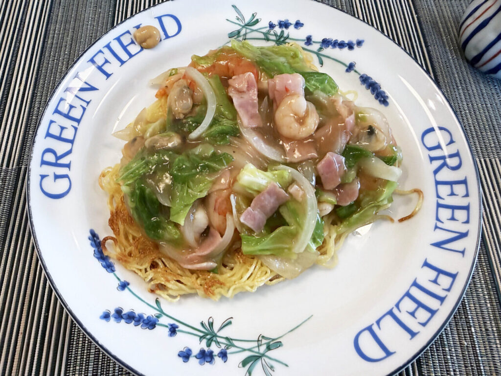 お手軽レシピ:「マルちゃん塩焼きそば」アレンジ「五目あんかけ焼きそば」