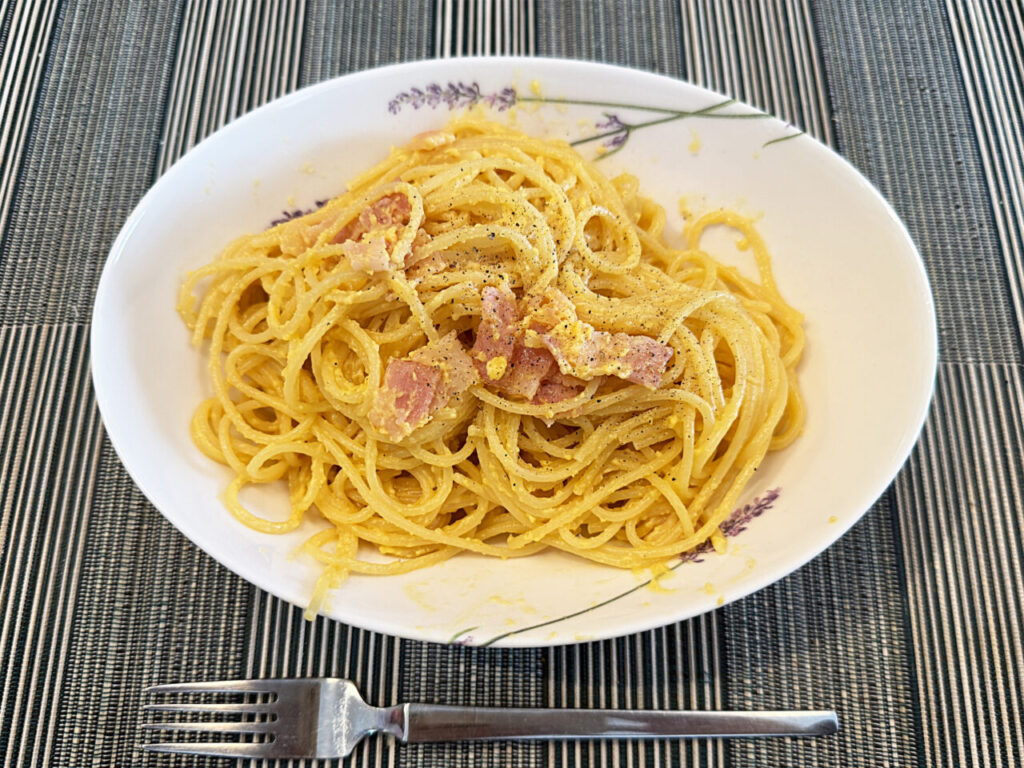ランチに「お手軽カルボナーラ」を作ってみた