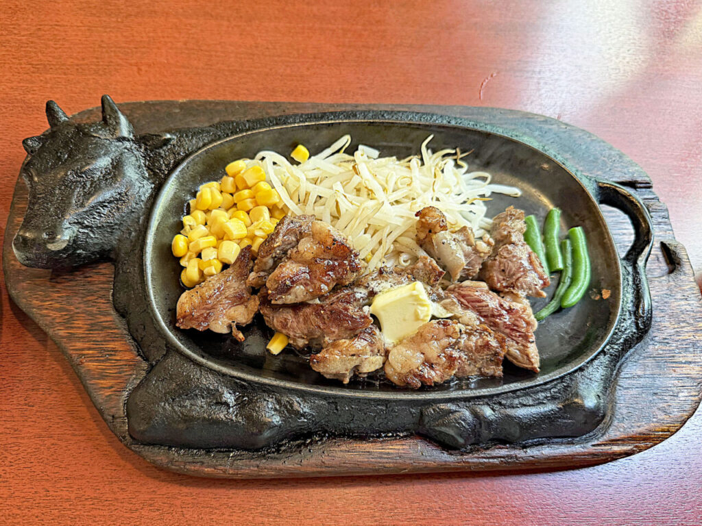 町田「くいしんぼステ-キハウス」の「ランチくいしんぼステーキ」